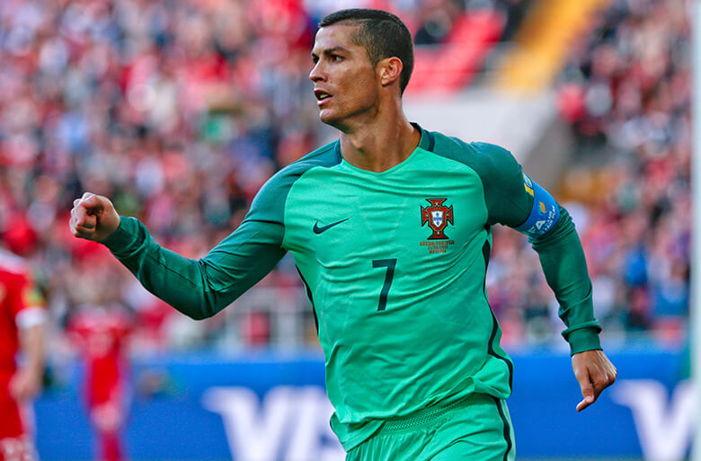 Cristiano Ronaldo comemora gol marcado por Portugal contra a Rússia na Copa das Confederações de 2017. Foto: AP/Ivan Sekretarev